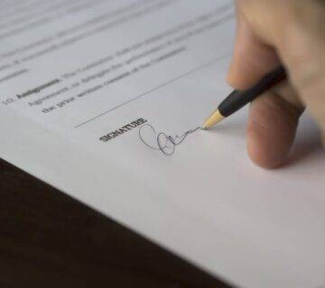 كيف تحصد أول 30 عميل لمنصتك الموجهة للشركات